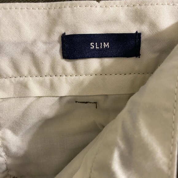 Men's J.Crew Chino Pants - Picture 7 of 7